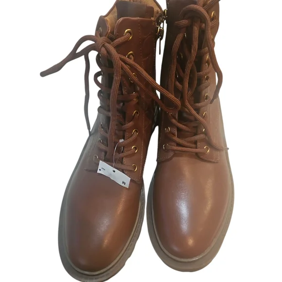 COACH Man Citysole EMB Leather Up Logo Combat Boots CC748 Size 8D Brand new
